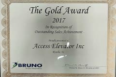 2017-Bruno-The-Gold-Award